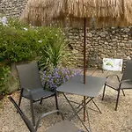 Chambre D\'Hote Et Gite Du Jardin Des Corsaires