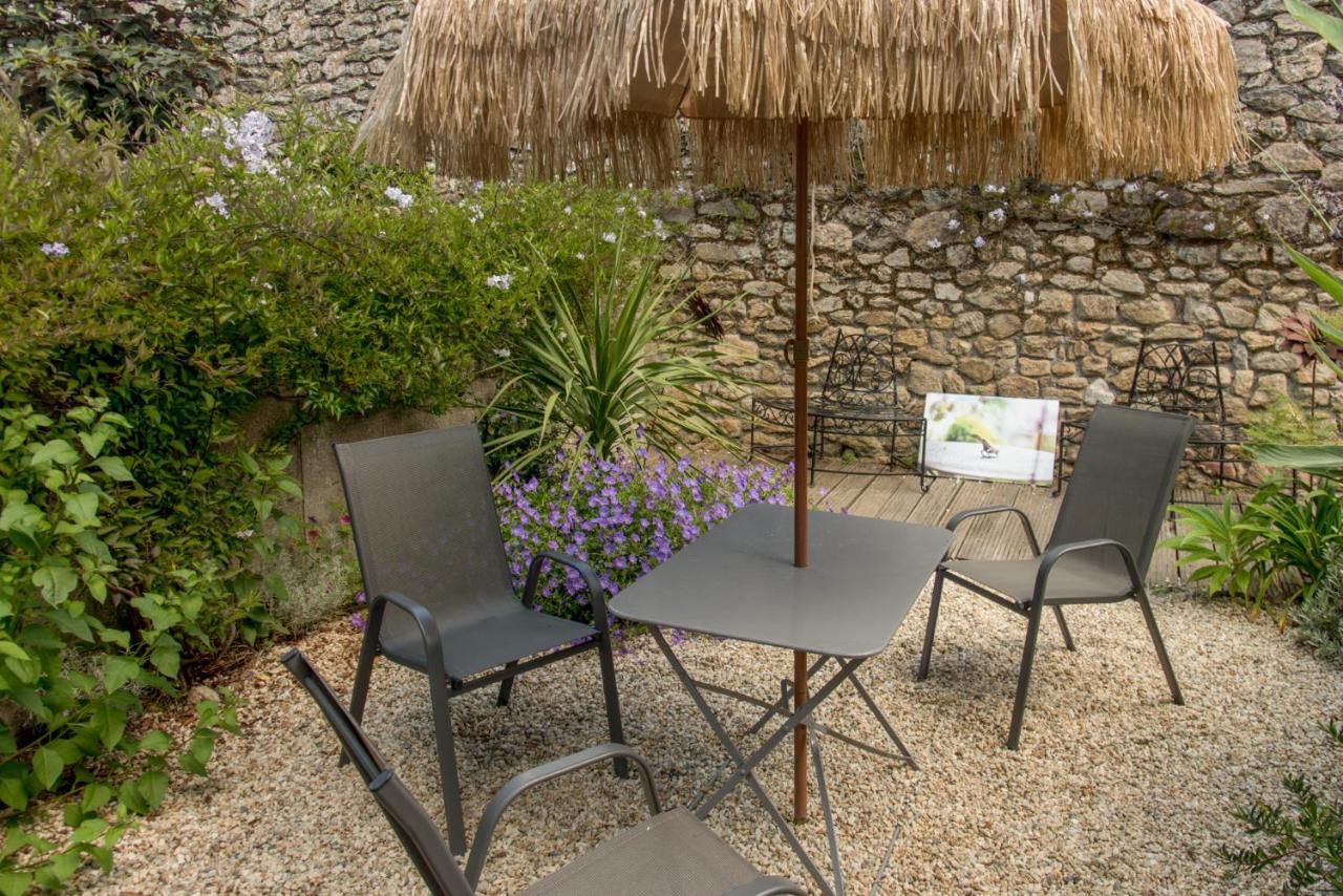 D'hôte Et Du Jardin Des Corsaires